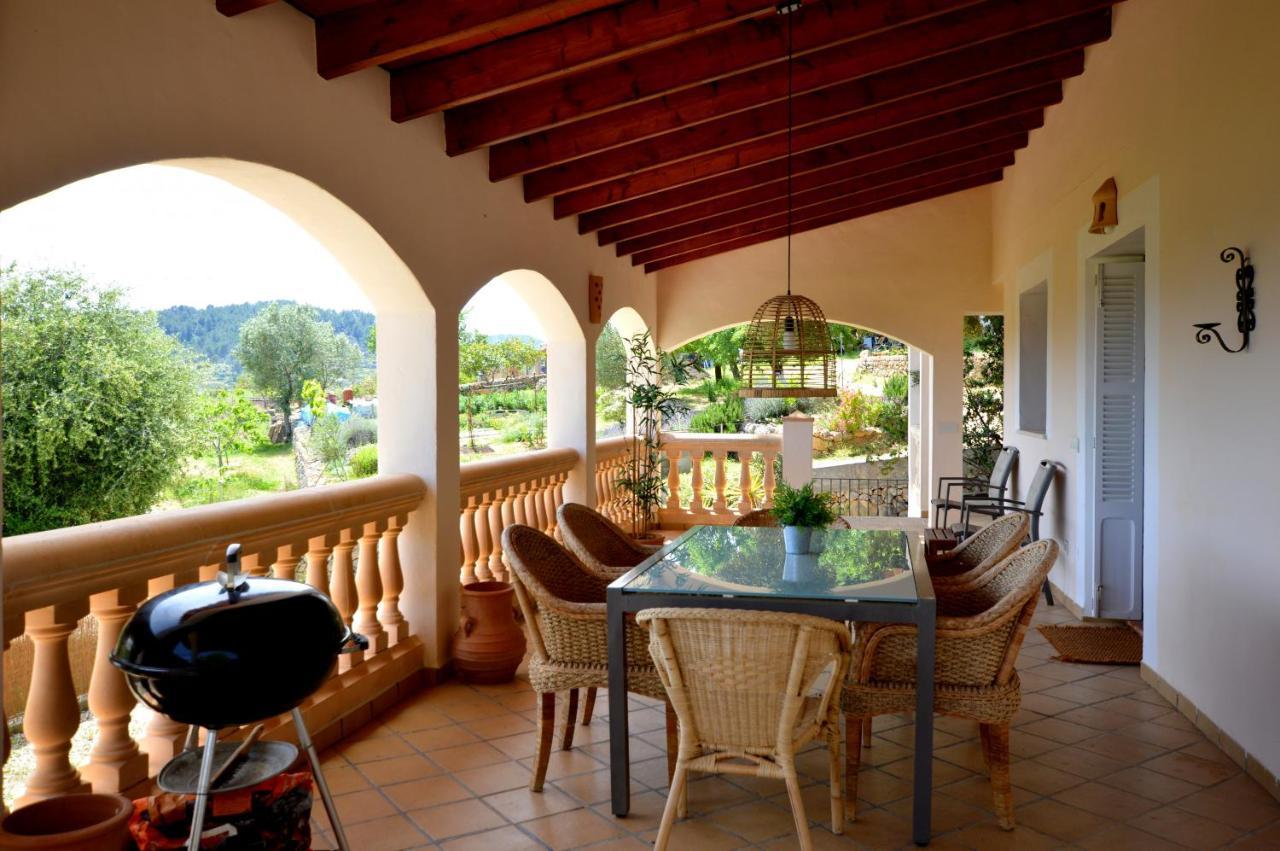 Encantadora Finca Con Piscina En La Naturaleza